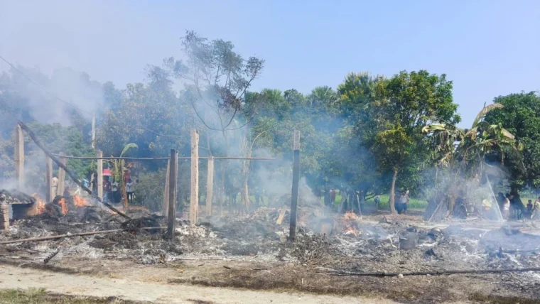 Police and fire brigade controlling mob violence after youth murder in Muzaffarpur